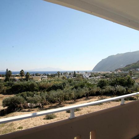 Vasilis Studios 2 Kefalos  Luaran gambar