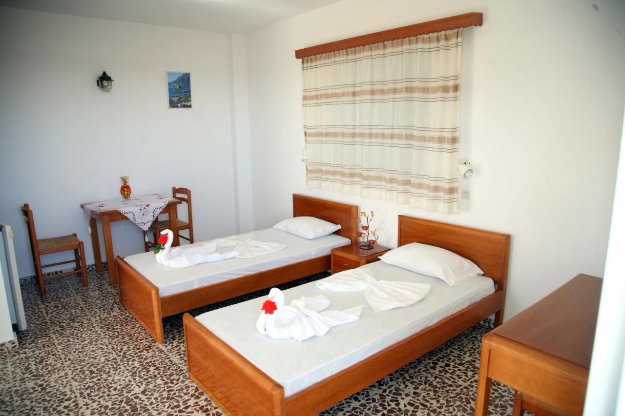 Vasilis Studios 2 Kefalos  Bilik gambar